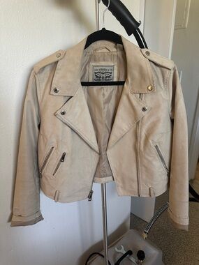 Levi's Women's Light Beige Suede Moto Jacket